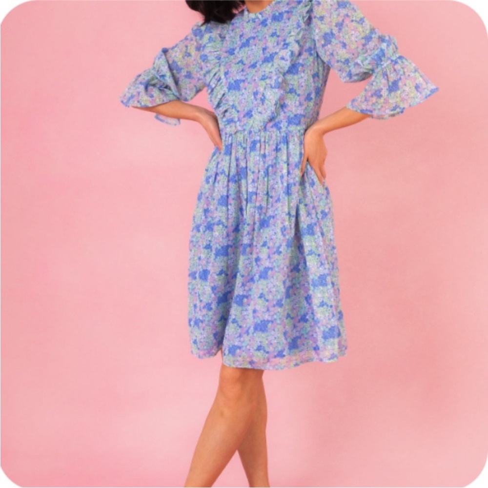 Ivy City Co Blue Floral Long Sleeve Dress